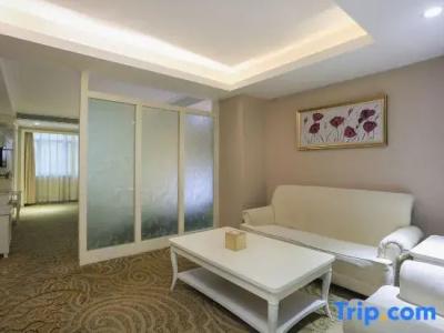 Jinhuayue International - 86