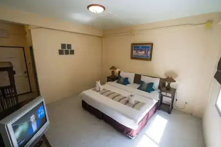Kamala's Guesthouse - 3