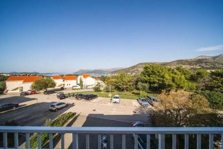 Apartment 3 Beaches With Free Parking - 55