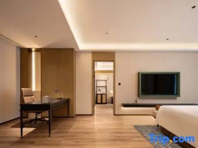 Empark Grand - 75