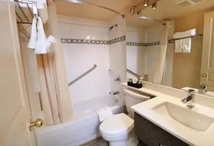 Divya Sutra Suites on Robson Downtown Vancouver - 143