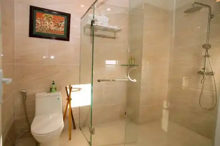 Rex and Apartment - 17