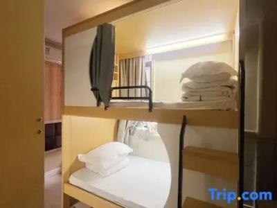 Meet Youth Hostel - 20