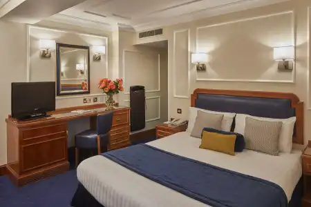 Lancaster Gate - 3