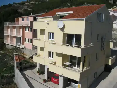 Apartments Zelic Tucepi - 9