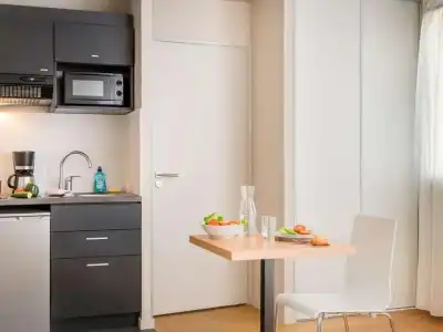 ApartAdagio Access Dijon République - 40
