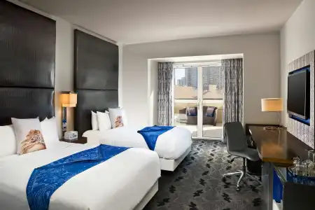 W Dallas - 15