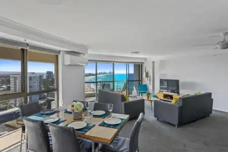 Gemini Court Holiday Apartments - 494