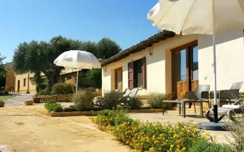 Villa La Lumia B&B Suites & Apartments - 59