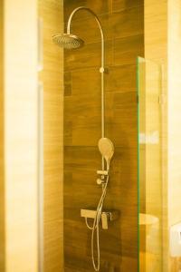 Triple Tree Beach Resort - 8