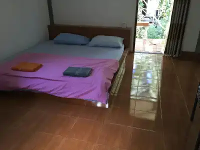 Lonely Beach Pool Resort - 2