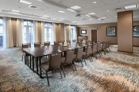Courtyard Marriott Riverwalk - 15