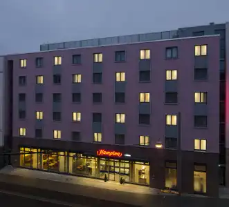Hampton by Hilton Nuremberg City Centre - 0