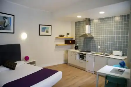 Apartamentos Mayerling Bisbe Urquinaona - 34