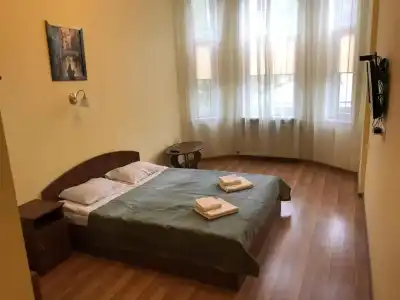 Tsisar Bankir - 40
