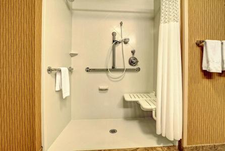 Hampton Inn & Suites Rochester/Henrietta - 57