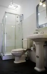 Rampart View Guest House - 9