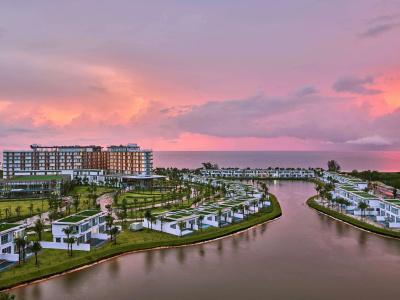 Movenpick Resort Waverly Phu Quoc - 2