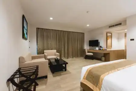 Adelphi Pattaya - 109