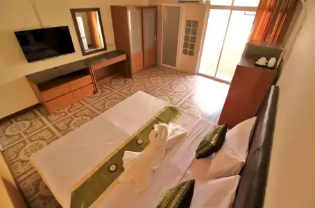 AC Habitat Bangkok - 2