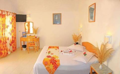 Samira Club - Caters to Couples - 48