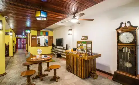 Banthat Thong Hostel - 16
