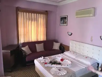 Karyatit Kaleiçi - 204