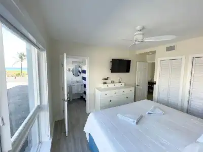 Shore View - 13