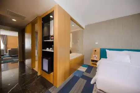 Quinter Central Nha Trang - 70