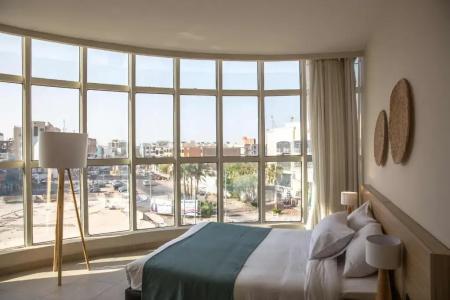 Redcon Suites - 127