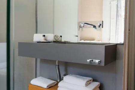 Cosmopolitan Boutique Rambla - 56