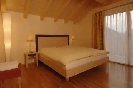 Viktoria Leukerbad - 1