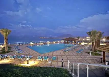 Oceanic Khorfakkan Resort & Spa - 4
