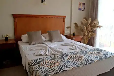 Rosy Suites - 48