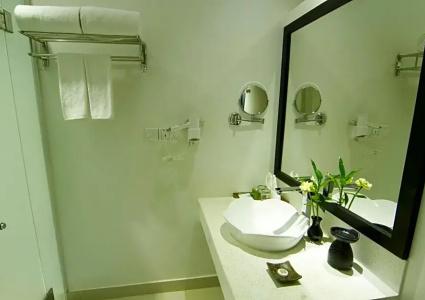 Apsara Centrepole - 59