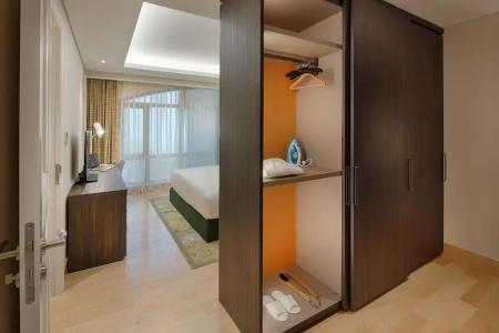 Sherwood Suites - 112