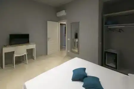 ZIBIBBO SUITES & ROOMS - Apartin Centro Storico a Trapani - 2