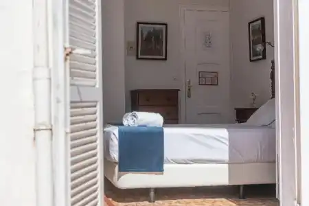 Medium Romantic - 57