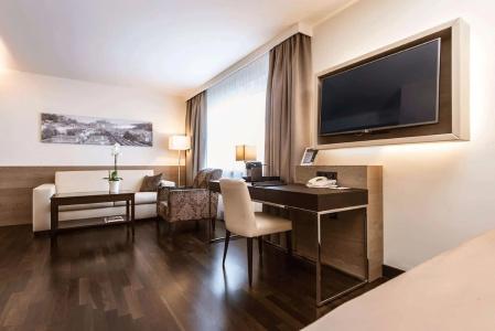 Radisson Blu & Conference Centre, - 3