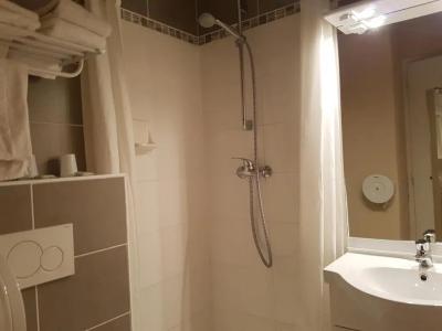 Hôtel des Rosiers - 56