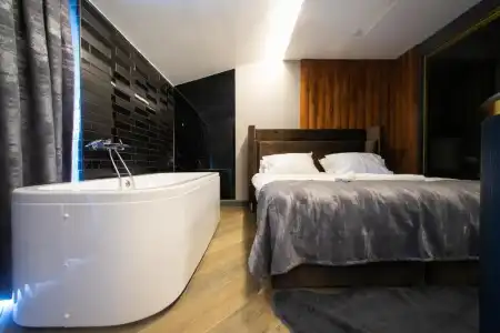 Mad Inn & Spa - 4