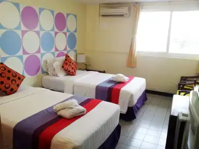 Sawasdee Sukhumvit Inn - 42