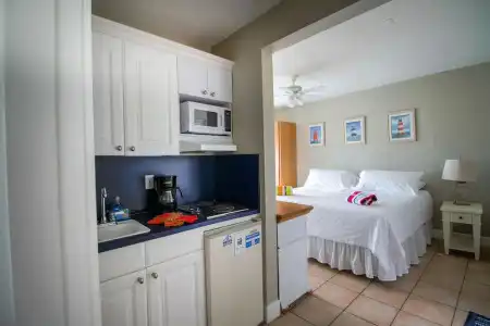 Shore View - 32