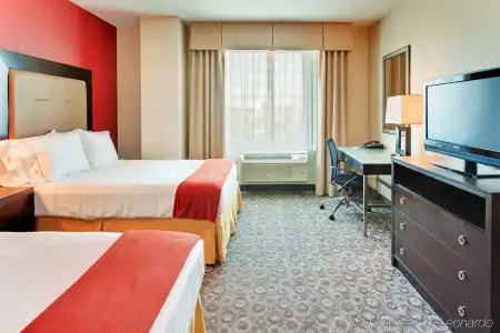 Holiday Inn Express Los Angeles Airport by IHG - 3