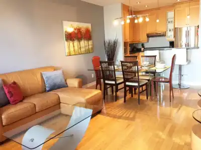 Quality Inn Centre-Ville - 105