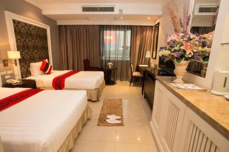 Hope Land Sukhumvit 46/1 - 24