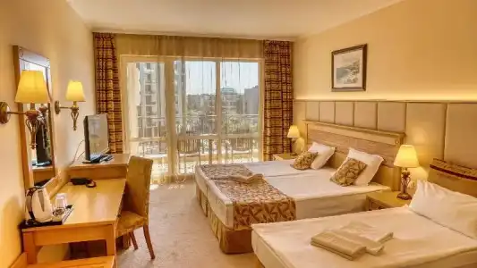 DIT Majestic Beach Resort - 51