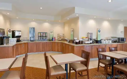Spark by Hilton South East Corpus Christi - 15