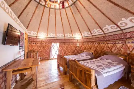 Altyn Bulak Lakeside Resort - 16