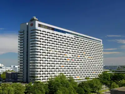 Four Points by Sheraton Munich Arabellapark - 17